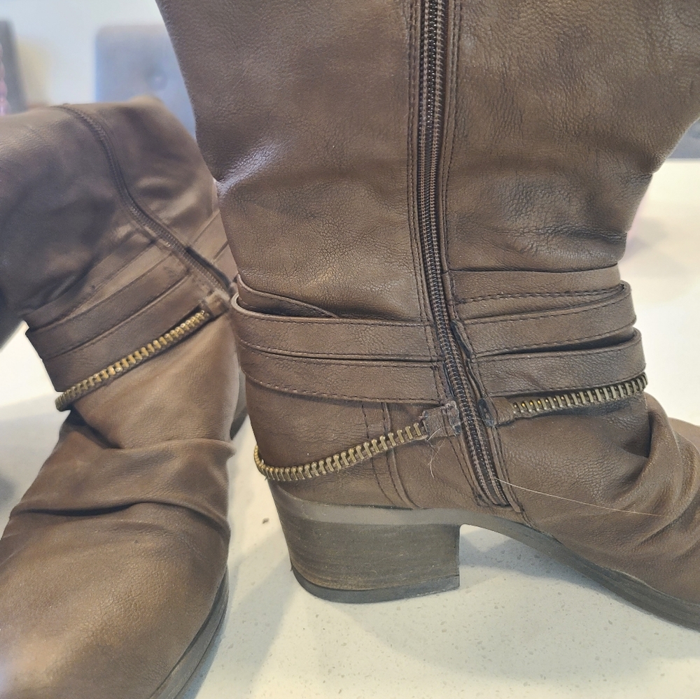 Brown Knee-High Boots with Laser-Cut Strap Details – Size 10M